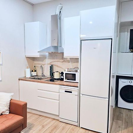Acogedor Apartamento En Atocha By Bebalmy Мадрид Экстерьер фото